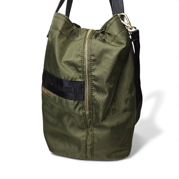Steve Madden Gym Bag Women Nylon Gold Trim Olive Green Chunky Zip Shoulder Strap - Picture 4 of 12